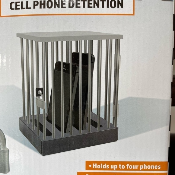 Traxx Locked up cell phone detention jail new in box - Picture 4 of 12